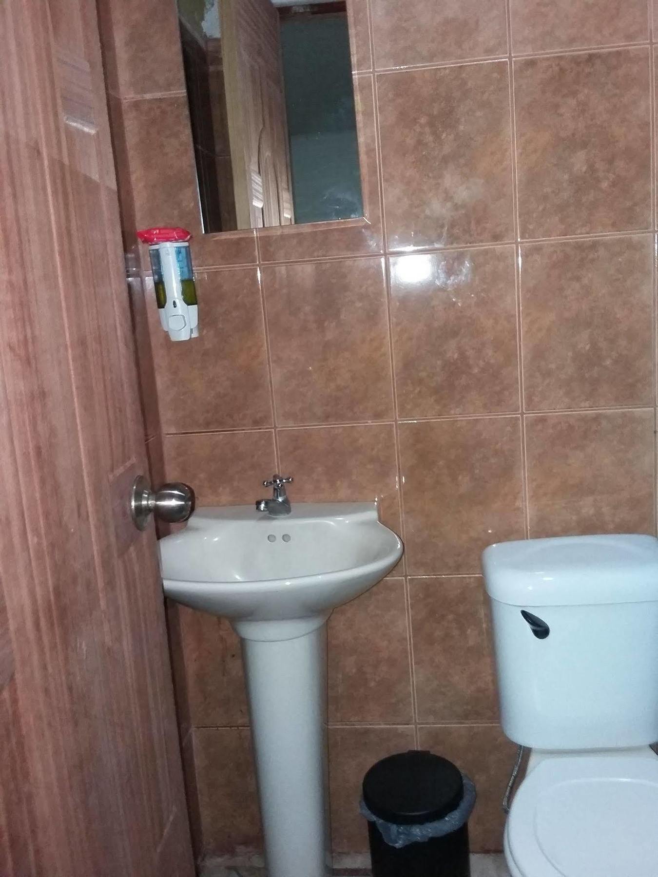 Cabinas Madeleine Пунтаренас Екстериор снимка